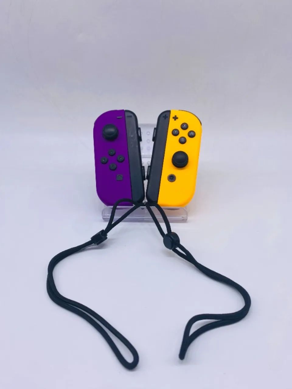 Par De Joy Cons Roxo e Amarelo Usado Para Nintendo Switch