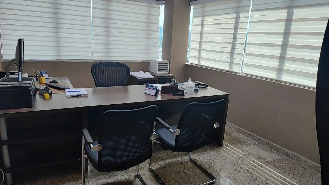 Condomínio Edifício Atrium - ala Comercial Mobiliada com 1 Vaga no Centro de Mogi das Cruz