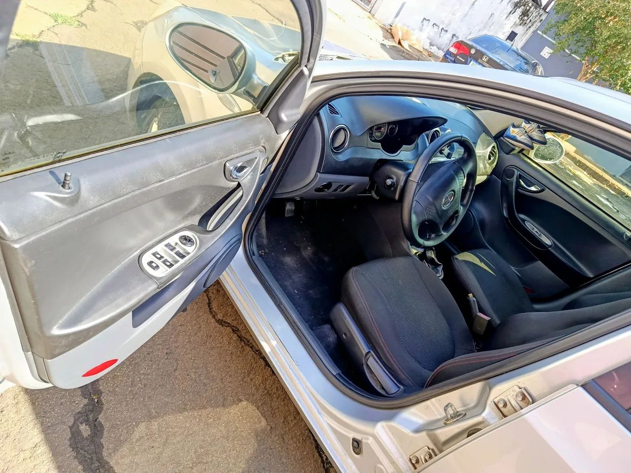 JAC J3 1.4 16V 5P Mec. 2012 - Foto 2