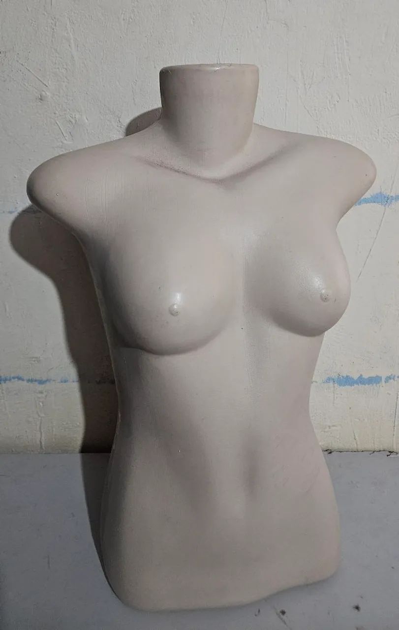 Manequin Feminino Meio Corpo