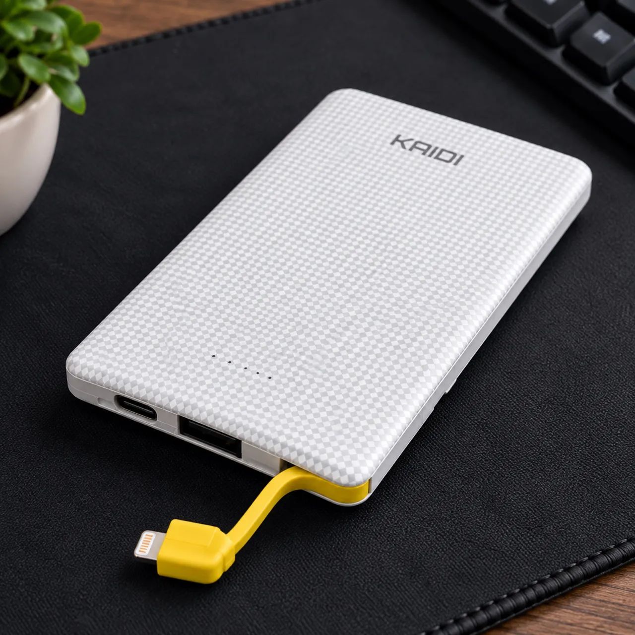 Carregador Portátil Kaidi 5000mah - Tipo C e Lightning 
