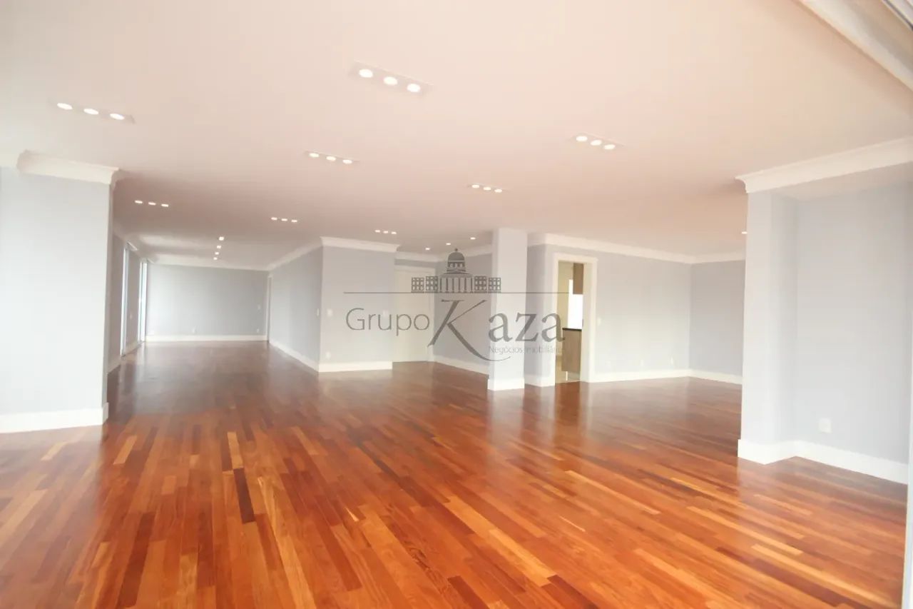 Cobertura - Higienópolis - 4 Dormitórios - 381m².