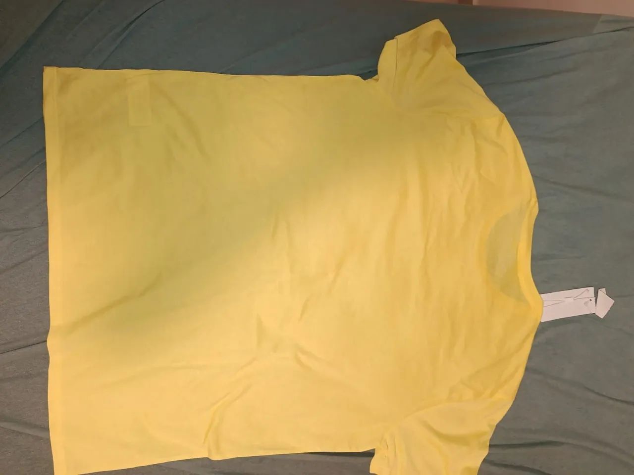 Camisa Lacoste amarela  - Foto 2