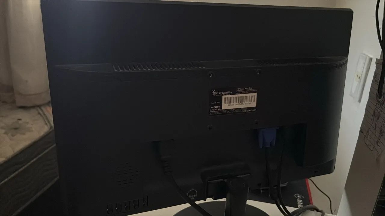 Vende-se monitor 