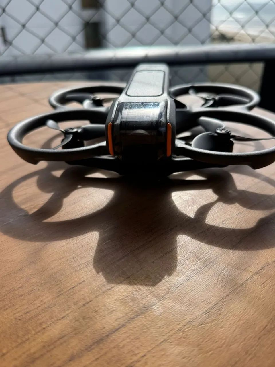 DJI Avata 2 FPV Drone with 3-Battery Fly More Combo - Foto 3