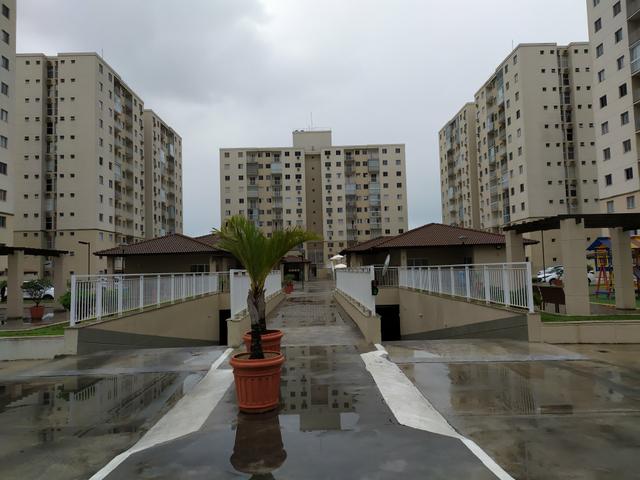 Excelente apartamento 3/4 suíte, varanda sol da manhã 2 vagas cobertas - Foto 3