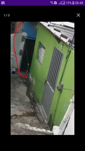 Vende duas casas com um terreno