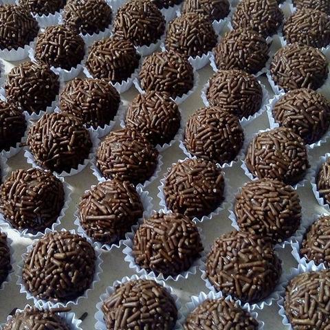 Promoção 200 doces para festa por R$ 100,00
