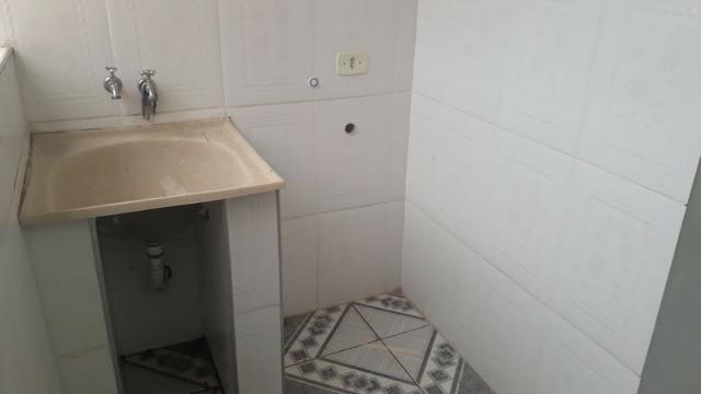 ALuga se uma casa de dois cômodos - Foto 5