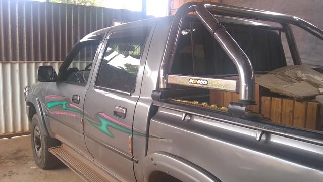 Hilux SR5 - Foto 2