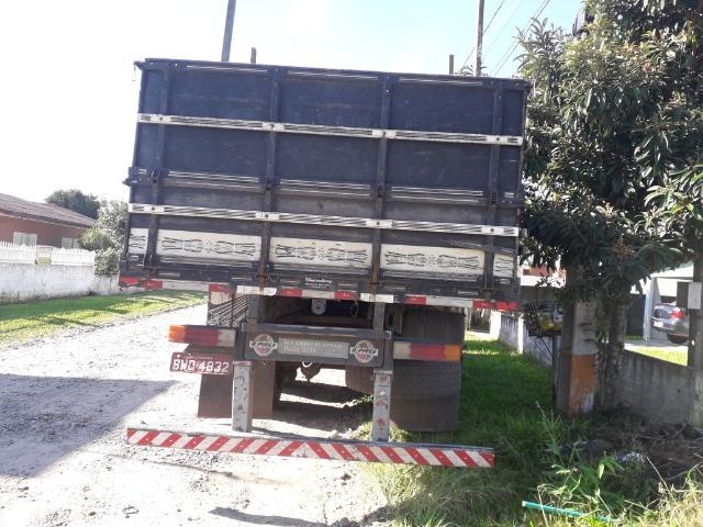 Carroceria truck graneleiro - Foto 14