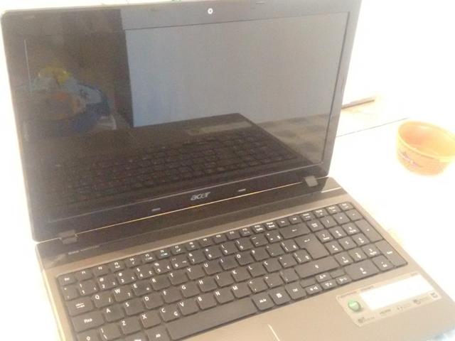 Notebook Acer I3