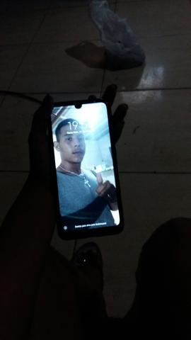 Vendo Celular Redmi Note7 800