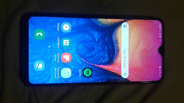 Samsung A10 - Foto 2