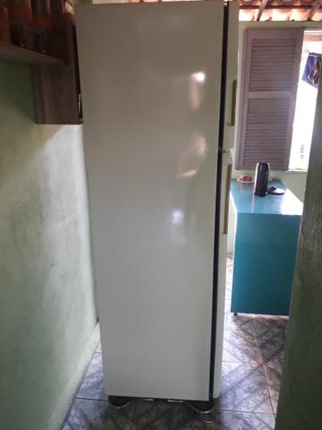 Geladeira frost Free R$400 - Foto 2