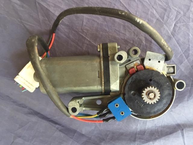 Motor original do teto solar do Fiat Coupé - Foto 2