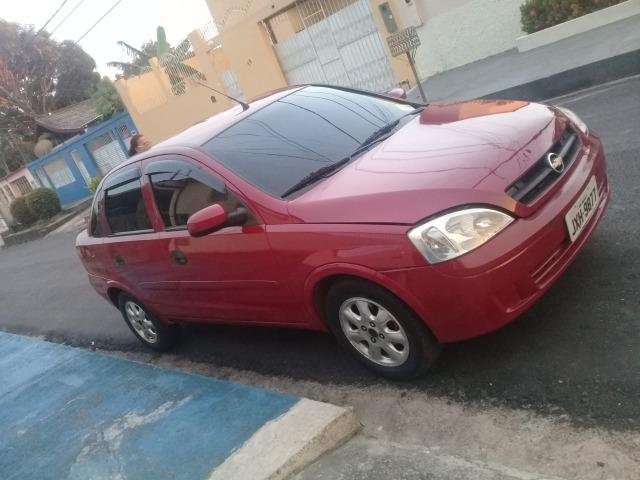 Corsa Sedã Premium 1.4 flex - 2005