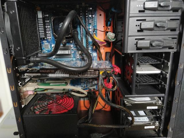 PC Computador Gamer AMD 8 Core - 16GB Corsair - GPU 3GB 384bits