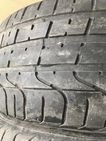 4 pneus 235 40 18 SEMI NOVOS 90% DE BORRACHA RUNFLET - Foto 4