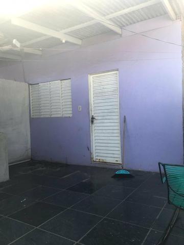 Casa Compacta R$450,00 em excelente localização - Foto 5
