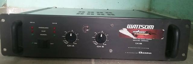 Amplificador DBL 720 + mesa