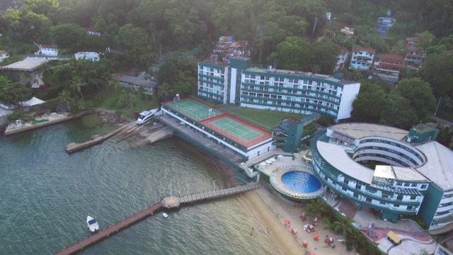 Flat em angra com lazer no condomínio e de frente para o mar azul - Foto 5