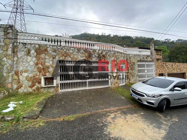 Casa em Condomínio : Duplex / Residencial / Vila Valqueire