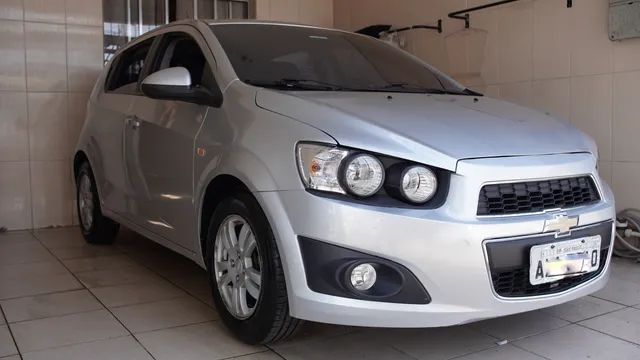 Chevrolet Sonic Hatch LT 1.6 2014: Fotos e Vídeos