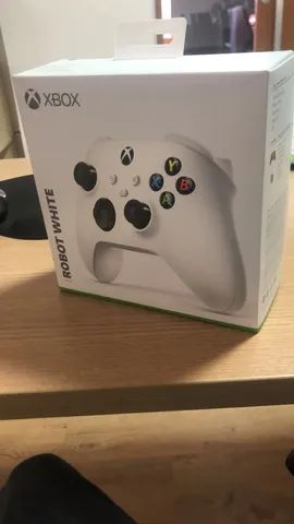 Controle joystick sem fio Microsoft Xbox Wireless Controller Series X, S  robot white