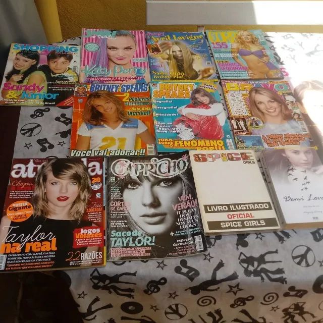 Revistas e Posters Sandy e Júnior, vários, originais, bom estado, envio qualquer local. - Foto 2