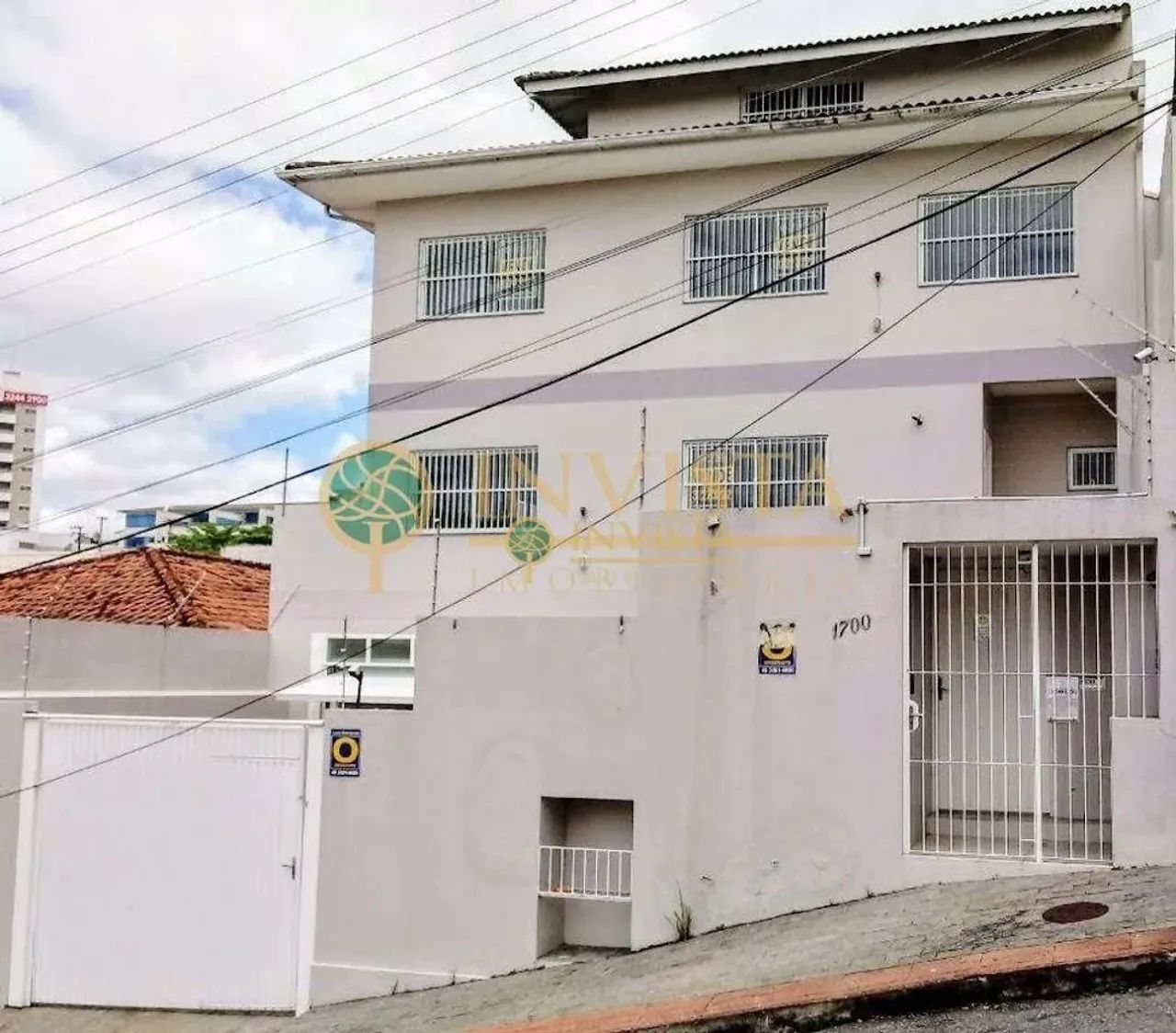 Prédio Comercial à venda na Coloninha. - Foto 2