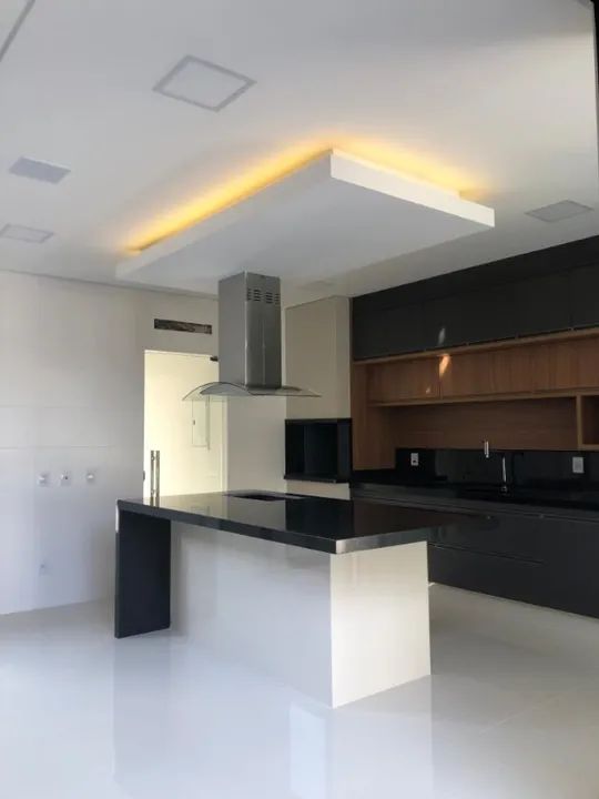 Belíssima casa sofisticada e aconchegante no Gaivota 2 - Condomínio alto padrão!! - Foto 4