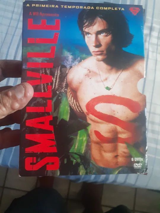 DVD Smallville- Primeira temporada completa + Brinde - DVD, Blu