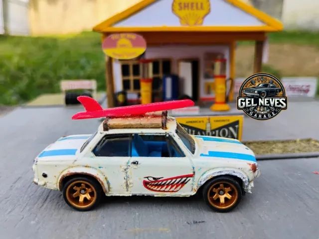 Hot Wheels BMW 2002 Custom