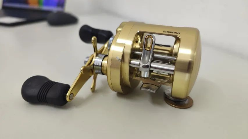 Carretilha Shimano Calcutta TE 300  - Foto 3