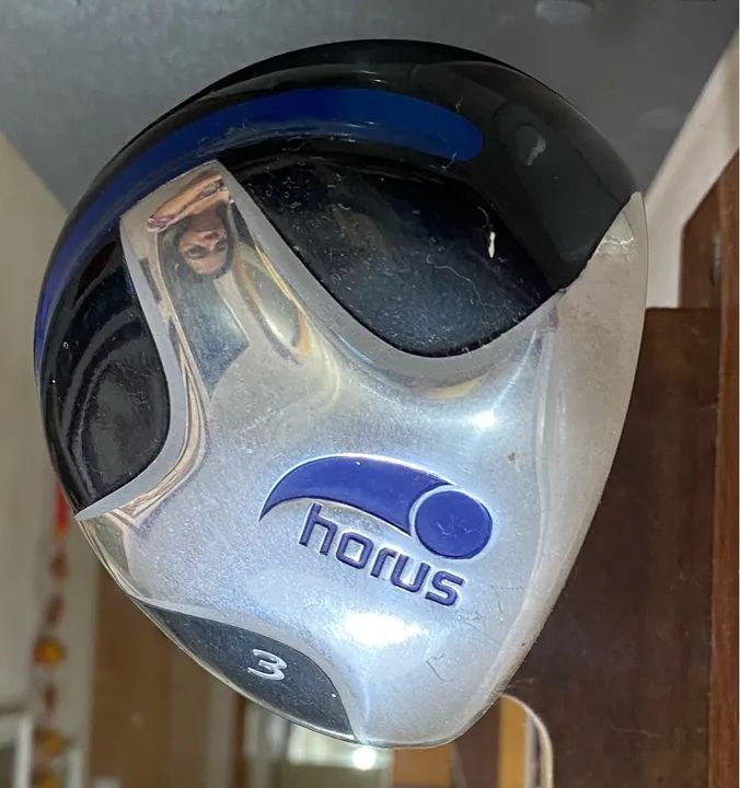 Taco de golfe Horus original seminovo