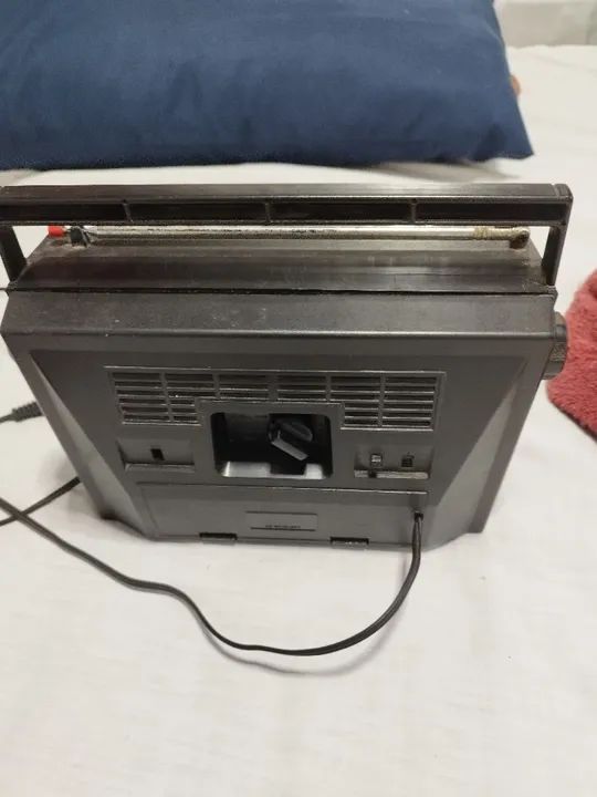 Rádio antigo - Foto 4