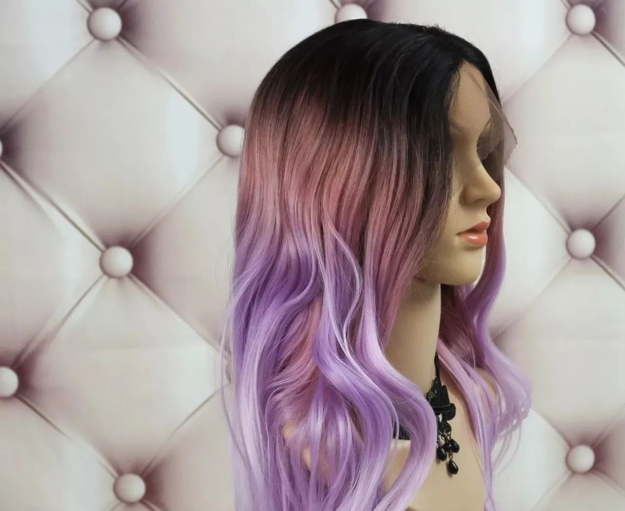 Peruca Lace Front Rosa e Lilás - Cabelo Ondulado - Foto 5