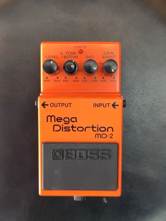 Pedal MEGA DISTORTION MD-2 BOSS - Foto 2