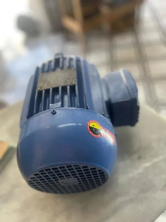 Motor WEG 3cv 4 polos (1710RPM) - Foto 2