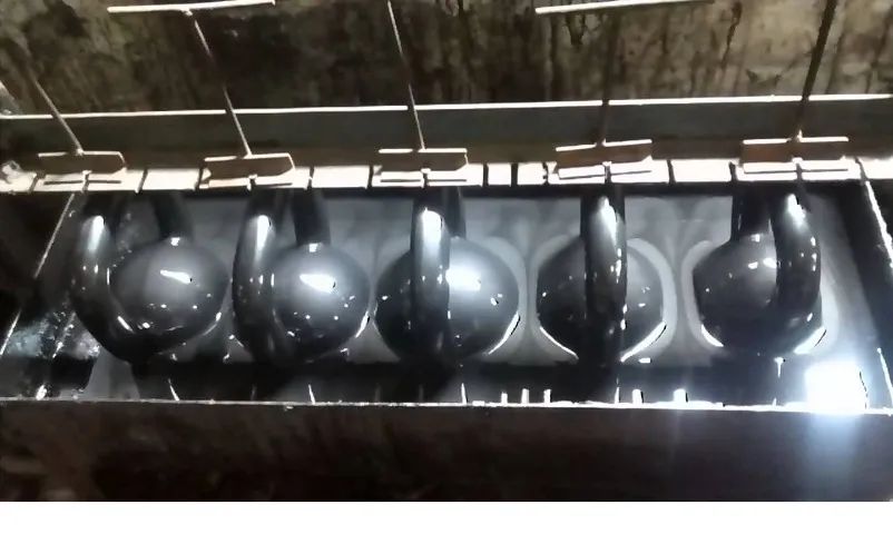 Anilha de 5kg de ferro pintado nova  - Foto 4