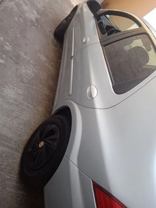 Prisma 2008. Completo 1.4 - Foto 3