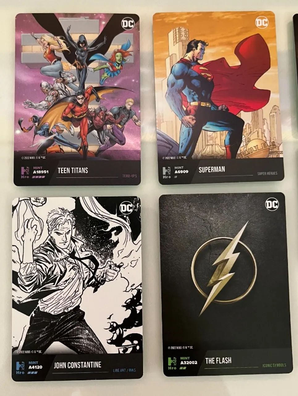 Coleção 6x Cartas Físicas Hro DC Comics (Capítulo 1) - Superman, Batman, Flash - EXCLUSIVA - Foto 2