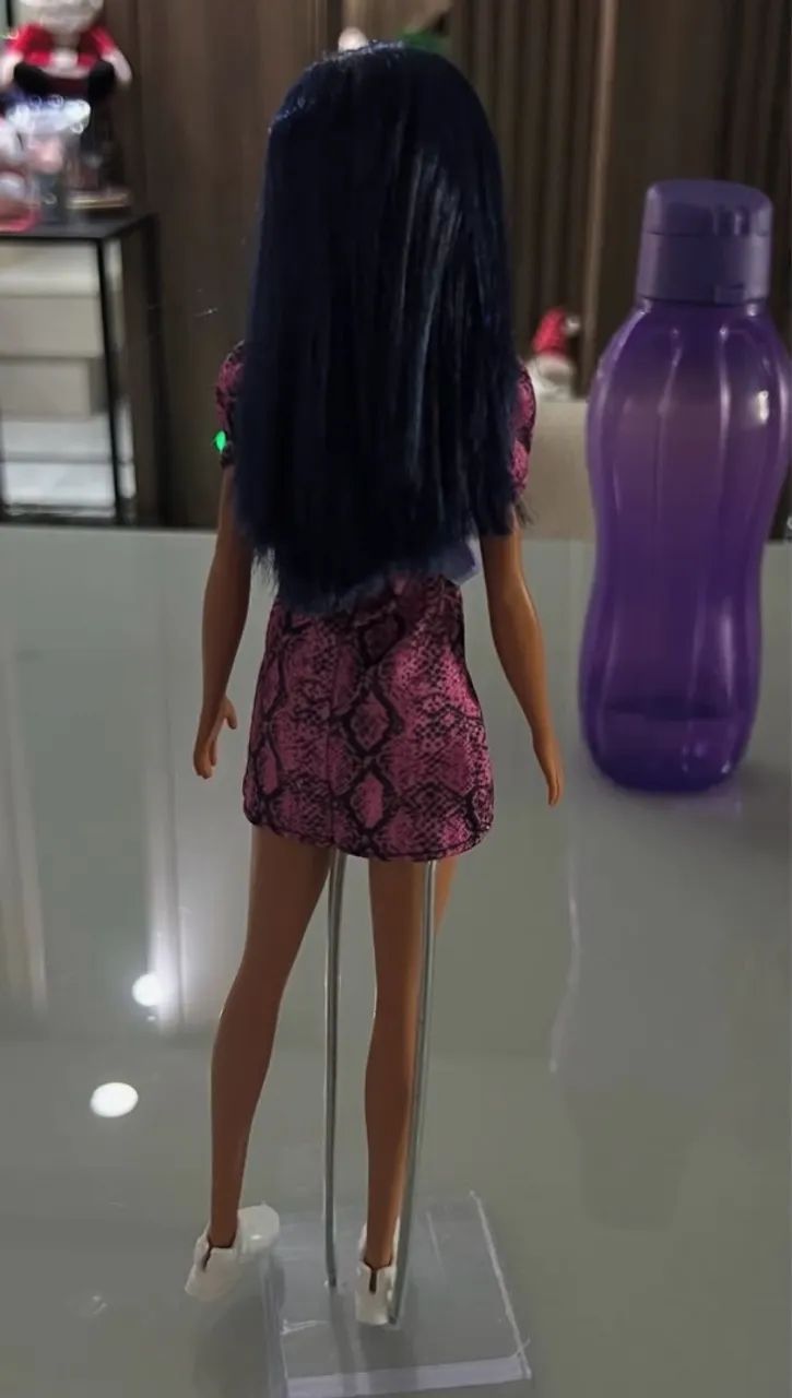 Boneca Barbie Fashionista com acessórios - Foto 5