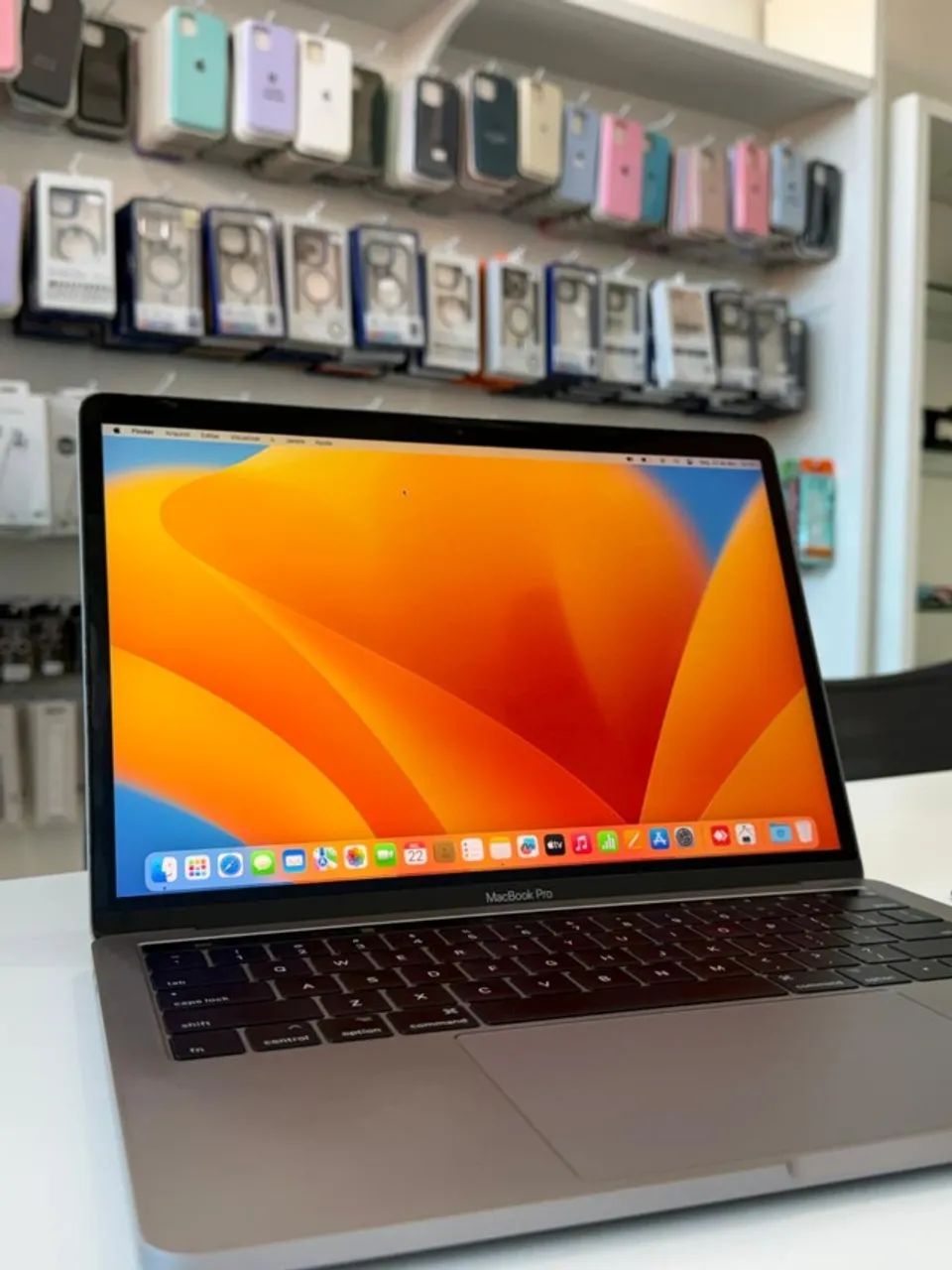 Macbook Pro 2017 Touch Bar 8/256Gb - Notebooks - Parque Jacaraípe