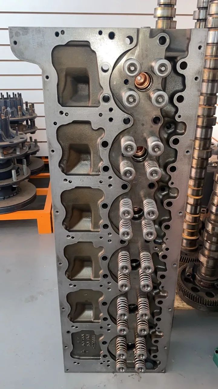 Cabeçote do Motor Volvo FH D13 Revisado 