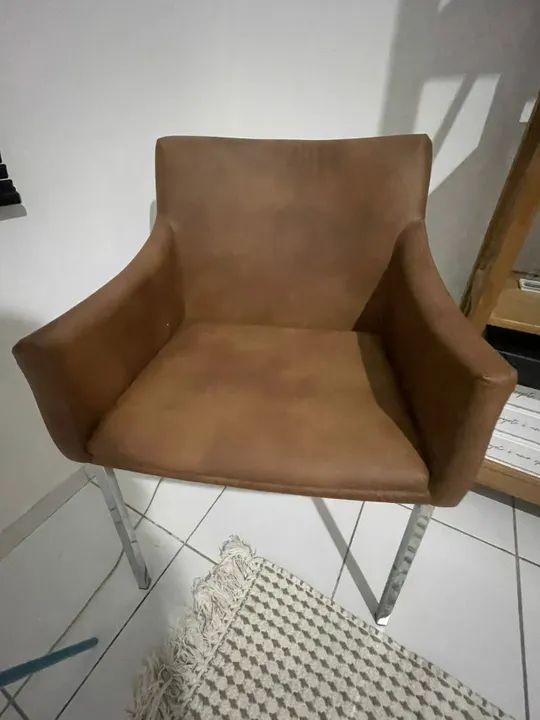 CADEIRA CONFORTÁVEL PARA SALA, QUARTO OU ESCRITÓRIO