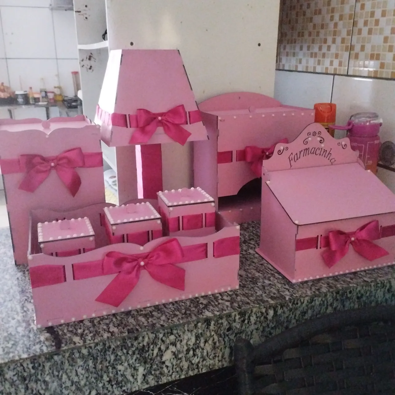 Kit de decoração Farmacinha para Bebê em MDF