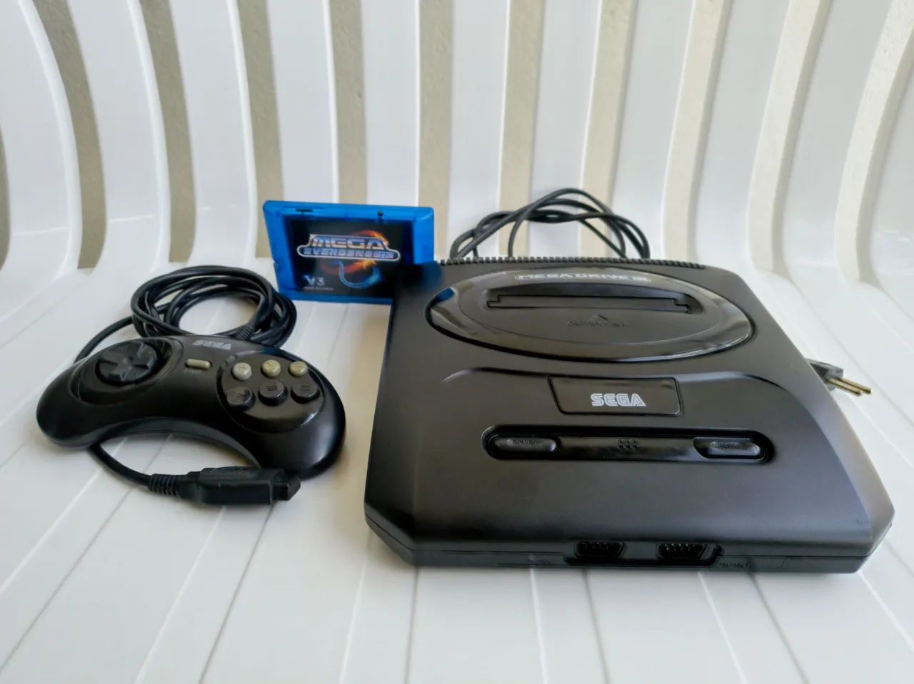 Mega Drive com Cartucho Multijogos [Nova Cidade]