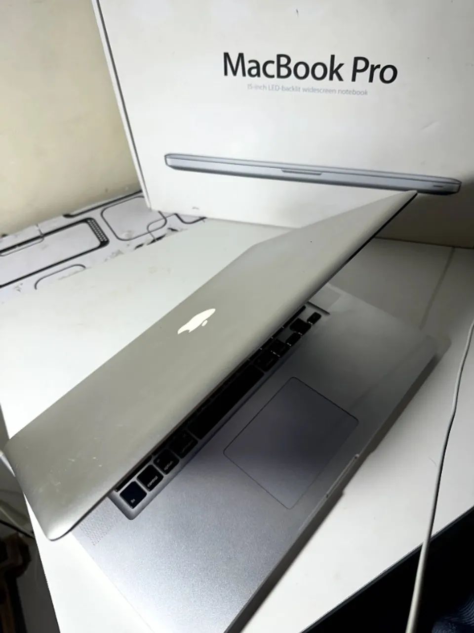 MacBook Pro 15 | 8GB Ram | Intel i7 | SSD - Notebooks - Centro